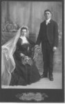 William F. Dunteman (1876-1938) and Martha Henges Dunteman (1878-1971) at their wedding in 1901.